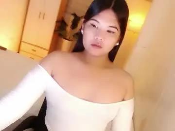 Freechat kayleepinay on Chaturbate