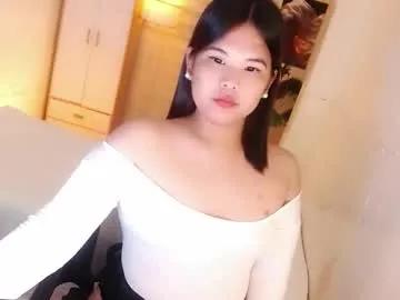 Freechat kayleepinay on Chaturbate