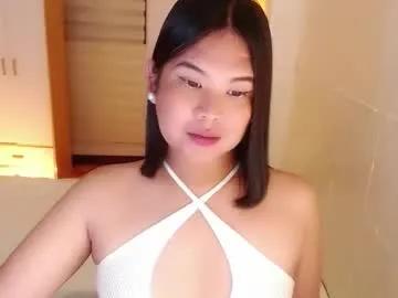 Freechat kayleepinay on Chaturbate