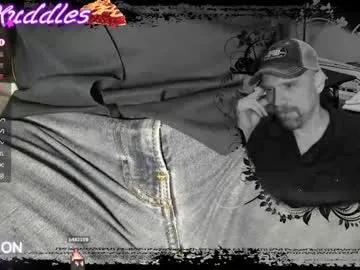 Freechat kenkuddles on Chaturbate