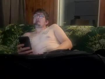 Freechat krimsoncircuit on Chaturbate