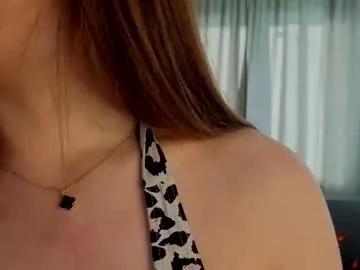 Freechat kristigroune on Chaturbate