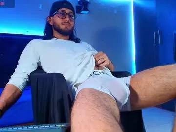 Freechat kuzzcoo on Chaturbate