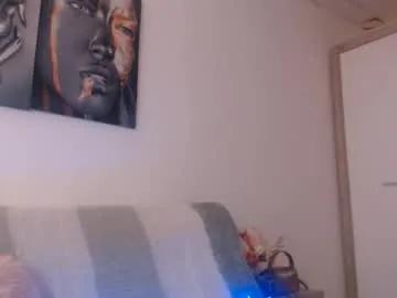 Freechat laylacruz on Chaturbate