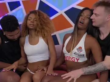 Freechat lazyasses on Chaturbate