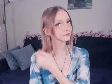 Freechat little__caprice on Chaturbate