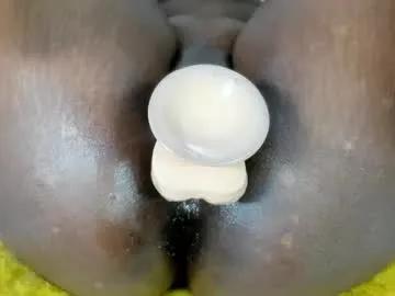 Freechat littlemissdirty1 on Chaturbate