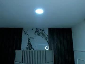 lolaangellx on Chaturbate 