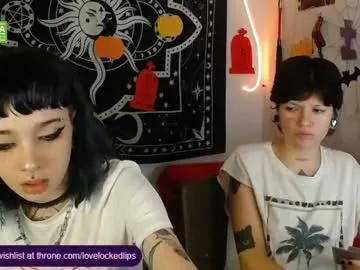 Freechat lovelockedlips on Chaturbate