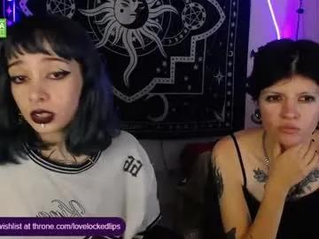Freechat lovelockedlips on Chaturbate