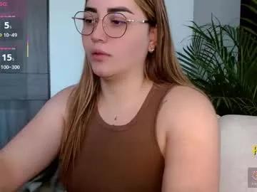 Freechat lucia_star_ on Chaturbate