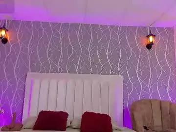 madisson_fox1 — GOAL: RUB MY SWEET CLIT [150 tokens remaining] Try with me a world of pleasure and lust... #latina #bdsm #lovense #anal #young