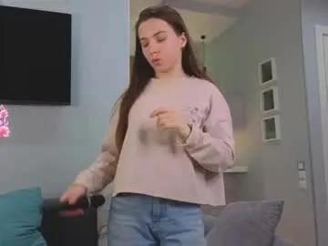 Freechat maydacarls on Chaturbate