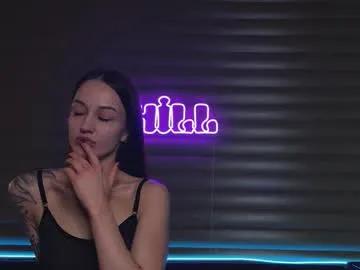 Freechat meowluv on Chaturbate