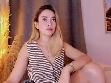 Freechat mia_white11 on Chaturbate