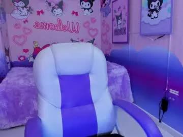 Freechat michell__petit_ on Chaturbate