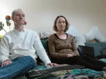 Freechat mrs_velvet_vixen_and_mr_stud on Chaturbate