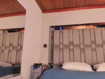 Freechat nikkysmiith on Chaturbate