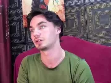Freechat oceanheat on Chaturbate