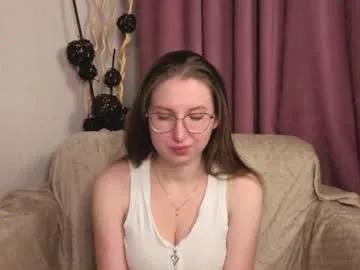 oliviavele — GOAL: Put me in Doggy [28 tokens remaining] Welcome to my room! #shy #blonde #18 #bigboobs #new
