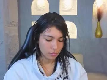Freechat paris_b_ on Chaturbate