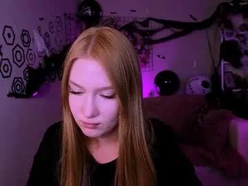 Freechat playful_sophie on Chaturbate