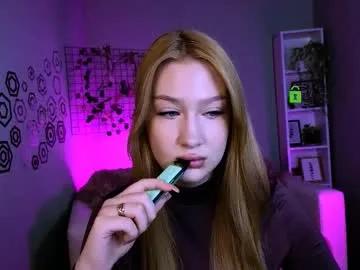 Freechat playful_sophie on Chaturbate