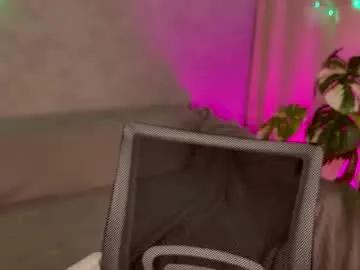 Freechat queen_of_tease on Chaturbate