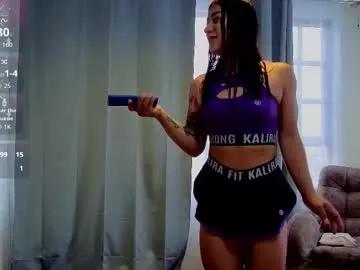 scarlett_fire5 — GOAL: show oil on my ass [105 tokens remaining] Are you going to look at me or are you going to play with me too? #muscle #smalltits #submissive #milf #fit