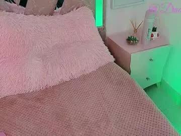 Freechat scarlettrusso1 on Chaturbate