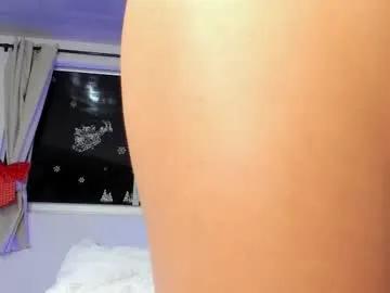 selenafox_0 — Current Goal: Huge squirt at 889 tokens -- Selena is #anal #young #18 #squirt #smalltits #latina #natural [713 tokens to goal]