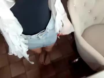 siobhanhelmstetler — My name is Emma^^ Goal:  Deep look inside my eyes #new #18 #cute #skinny #shy [25 tokens remaining]