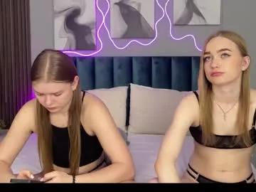 Freechat snusy on Chaturbate