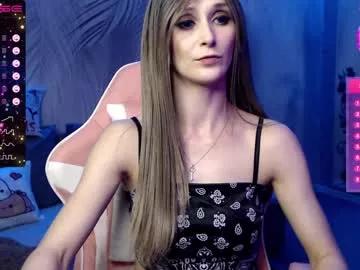 Freechat strongalice on Chaturbate