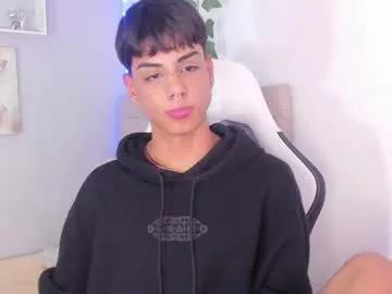 Freechat thomas_wild on Chaturbate