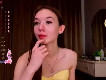 Freechat whitekelly on Chaturbate