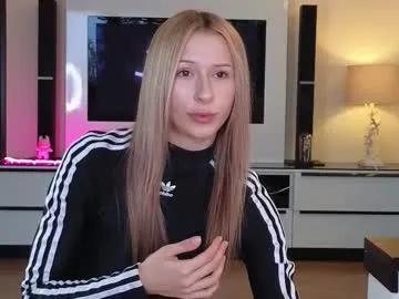 yononeey on Chaturbate 