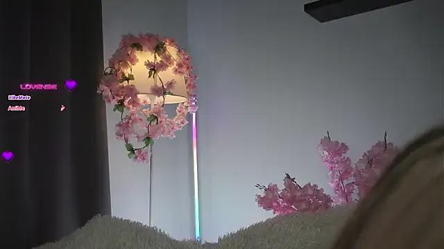 Freechat AmiLewis on StripChat