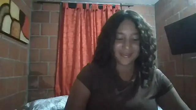 Freechat AnaisVelvet11 on StripChat