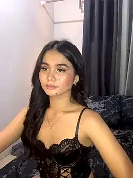 StripChat AngelHille is Freechat AngelHille — Drools and Play Tits