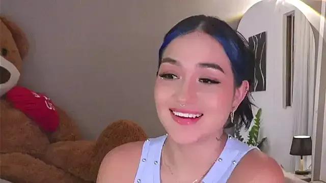 AnnyHizzle on StripChat 