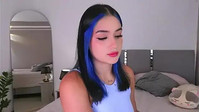 AnnyHizzle on StripChat 