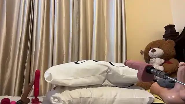 Freechat AudreySpanksFuck- on StripChat