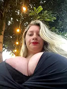 Freechat aurora_coldd on StripChat