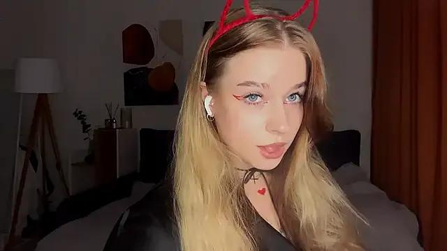 Group Babymoney_2007 on StripChat