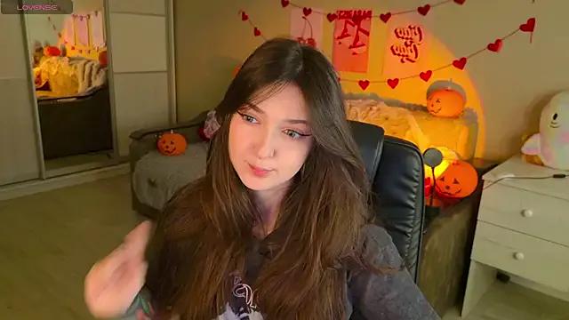 Freechat BellaSink on StripChat