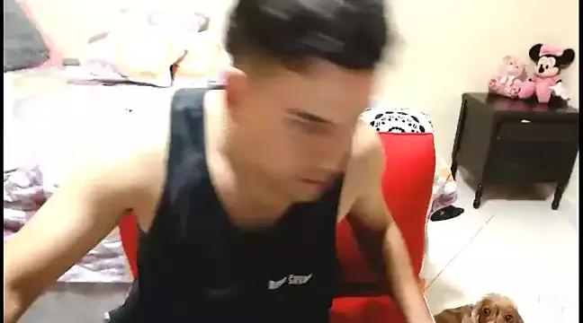 Freechat blue_and_peter on StripChat