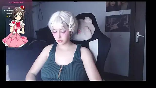 Freechat candy_cola on StripChat