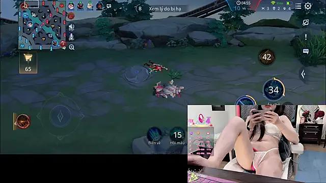 Freechat Caryln-Bun on StripChat