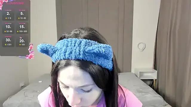 ChillGato — show tongue